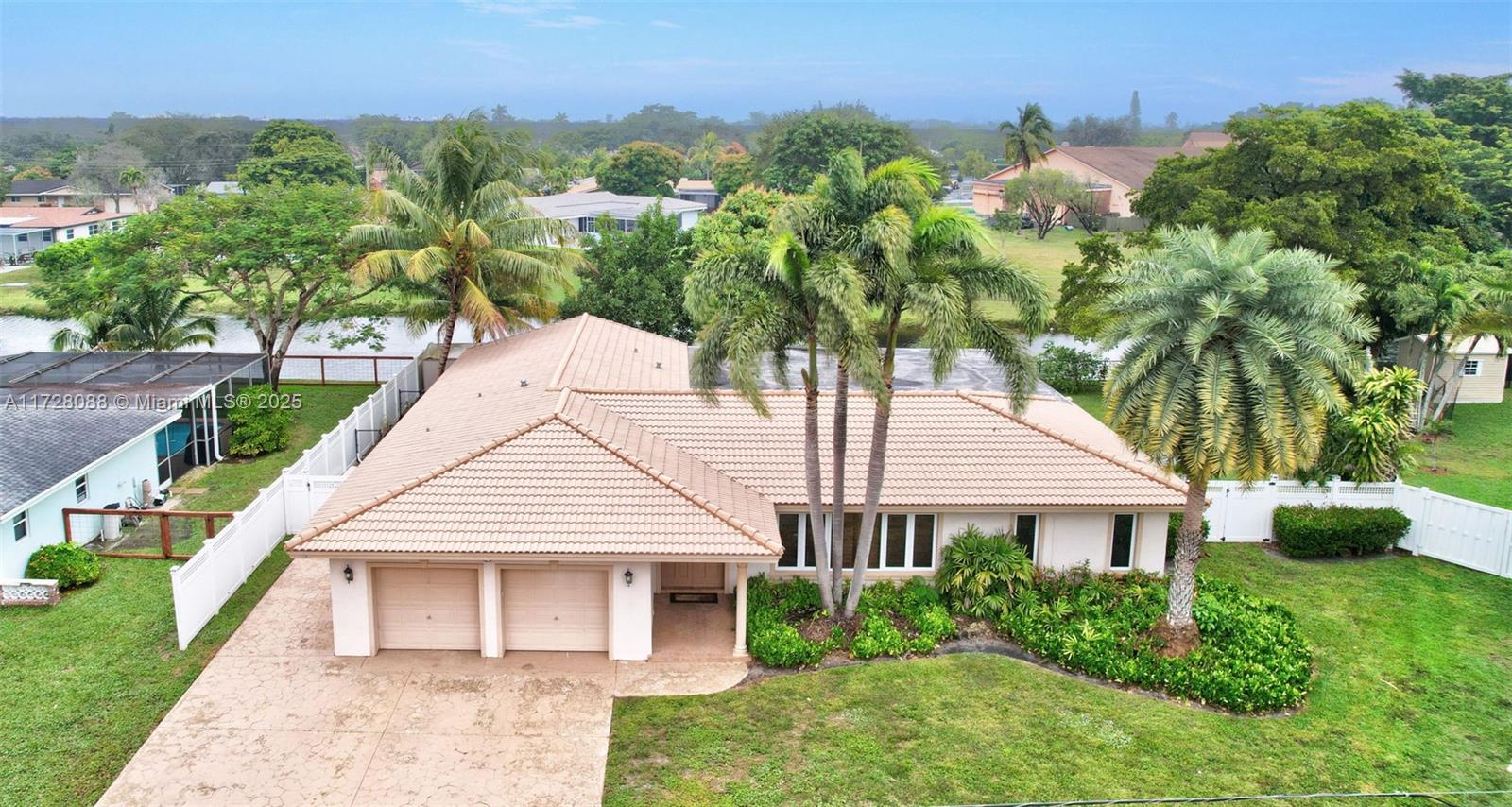 Property for Sale at 7201 Nw 9th St, Plantation, Miami-Dade County, Florida - Bedrooms: 4 
Bathrooms: 2  - $795,000