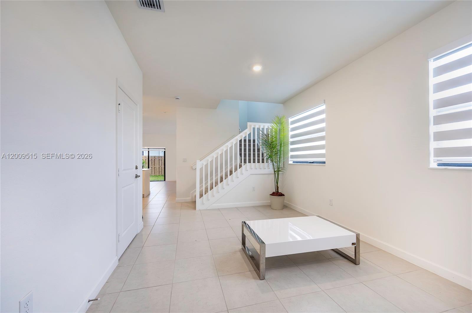 SIENA RESERVE - Residential