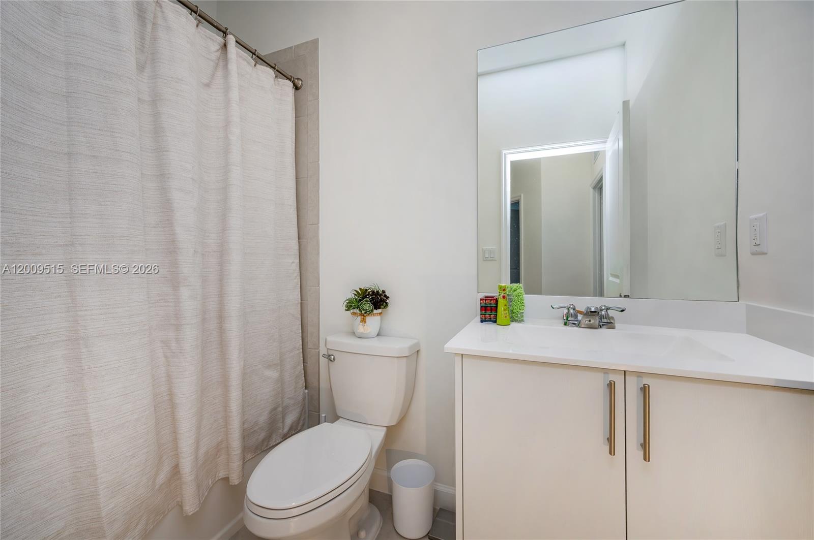 SIENA RESERVE - Residential