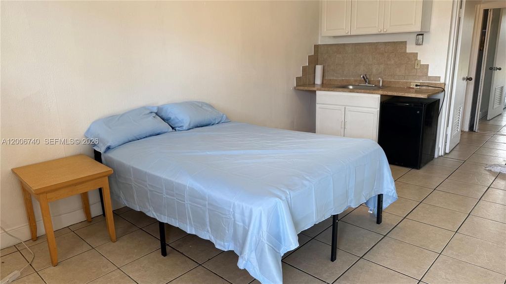 Photo of 26 Diplomat Pkwy #2314, Hallandale Beach, FL 33009 (MLS # A12006740)