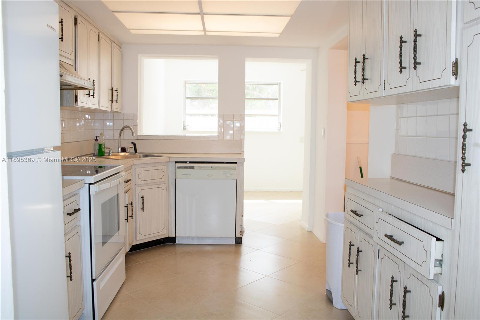 230 NW 55th St