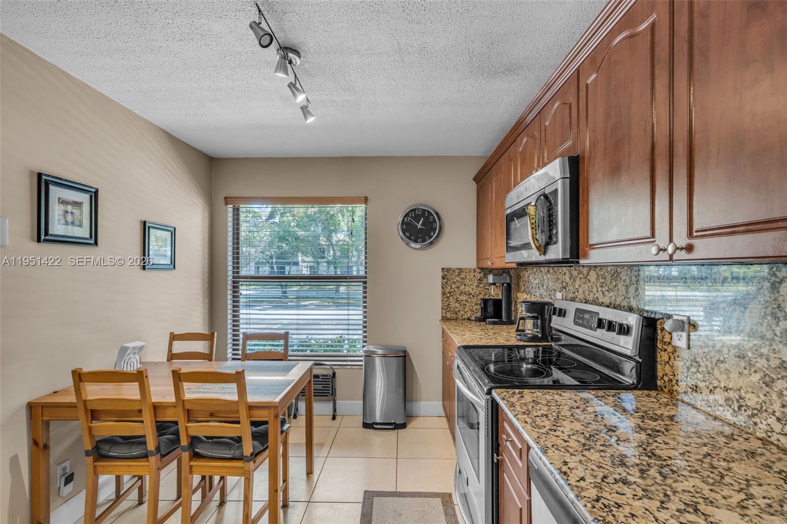 WESTVIEW CONDOMINIUM NO S - Residential