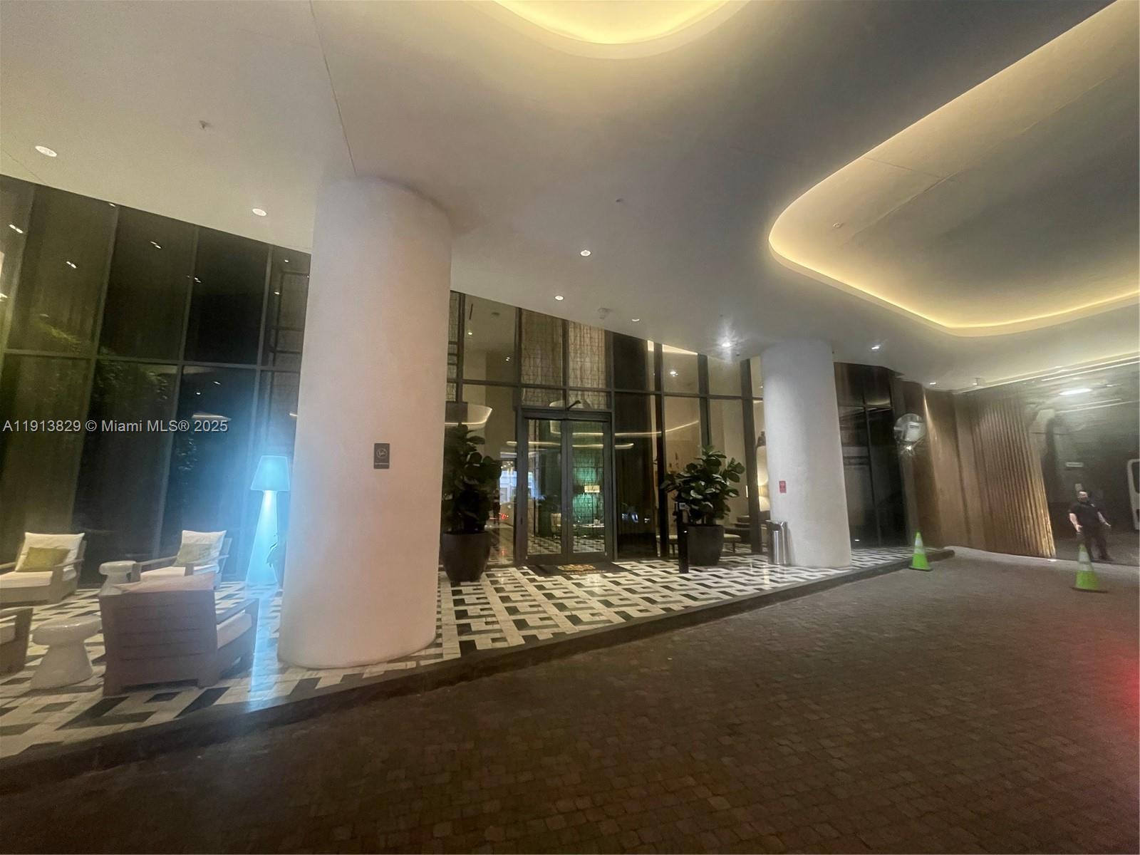 801 S Miami Ave 2207