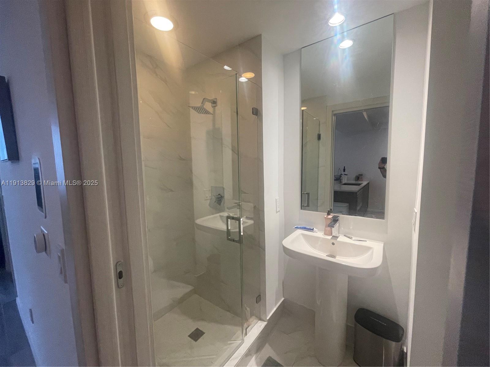 MAP OF MIAMI DADE CO. FL. - Residential