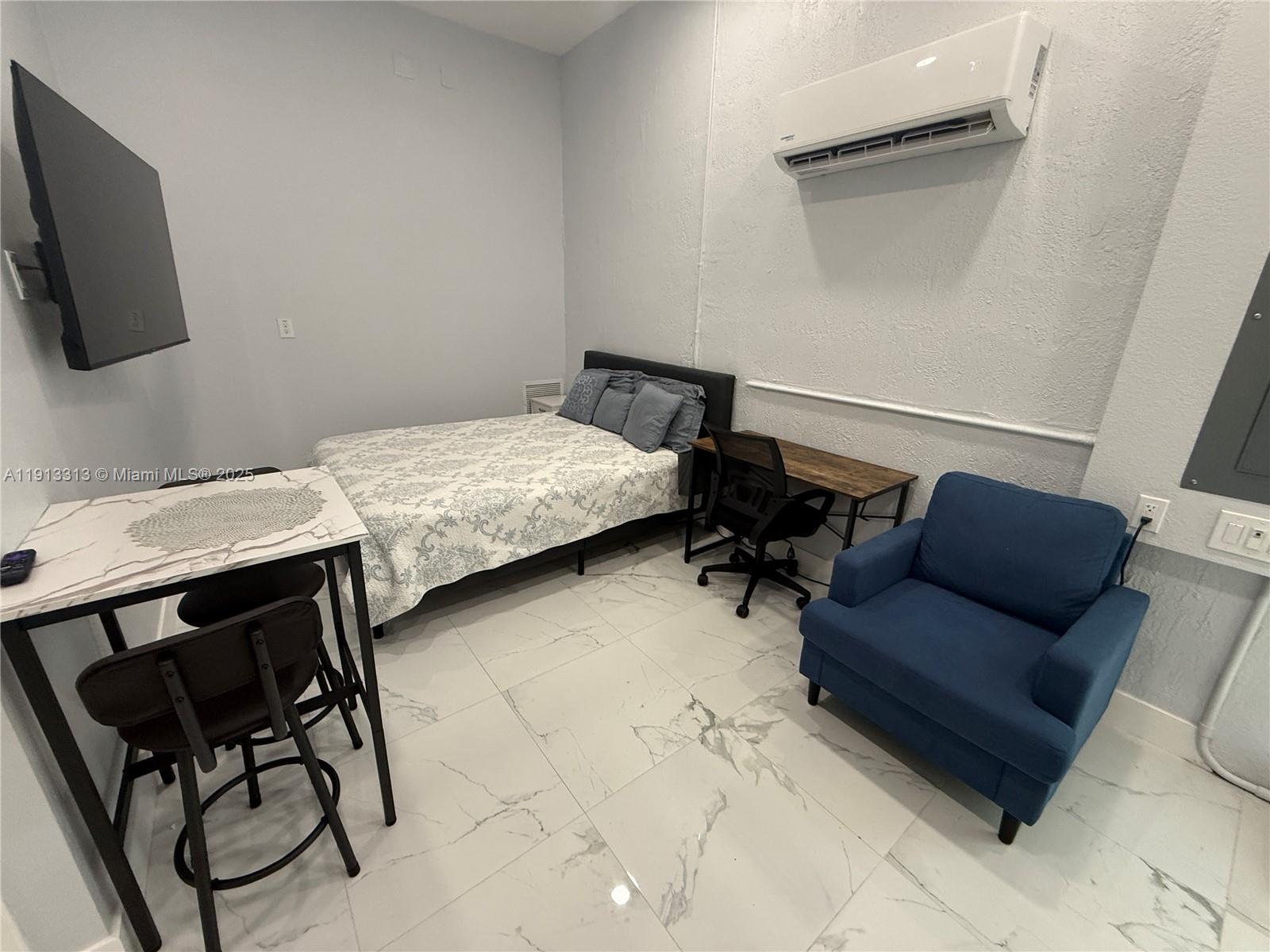 SOUTHERN COVE - Residential Lease