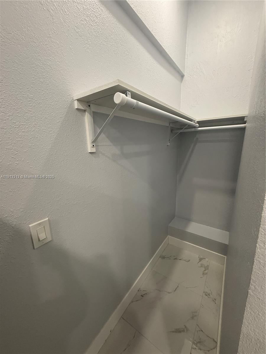 SOUTHERN COVE - Residential Lease