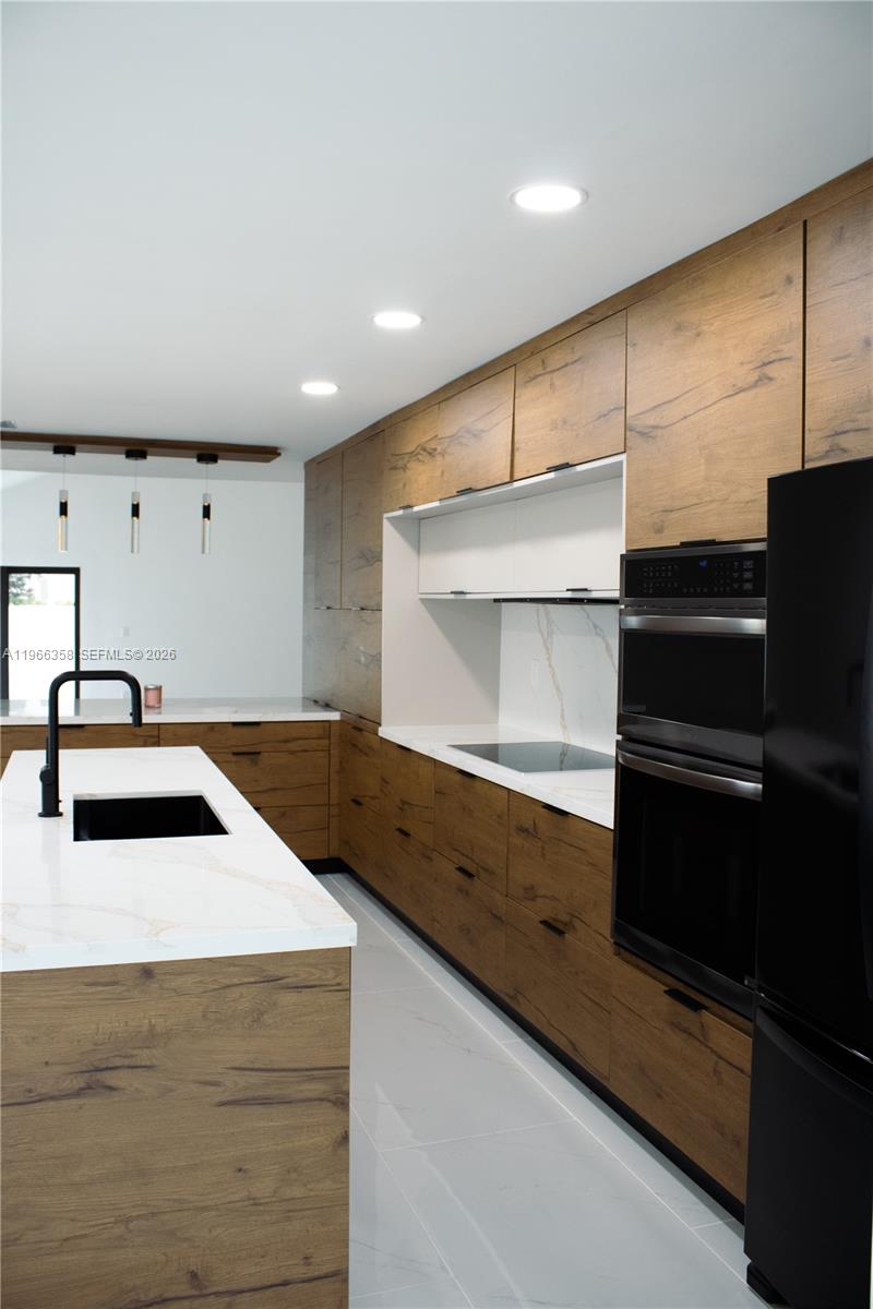 THE MISSIONS - Residential