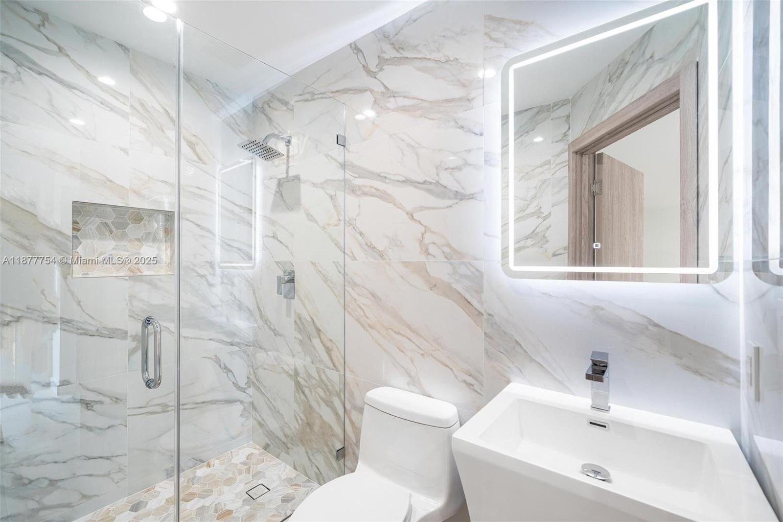 REV PL SEC 2 CC ESTATES - Residential