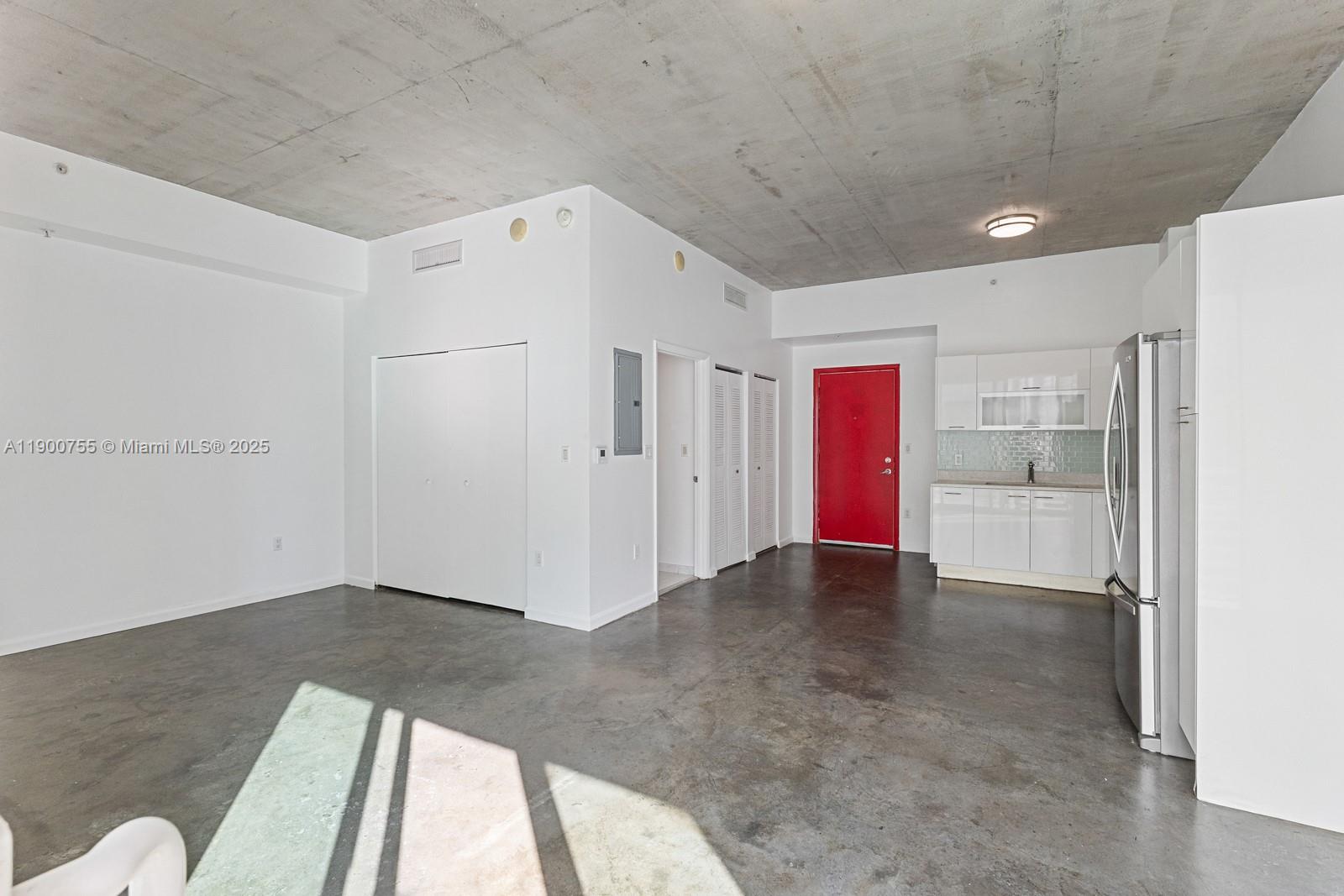 THE LOFT DOWNTOWN II COND - Residential