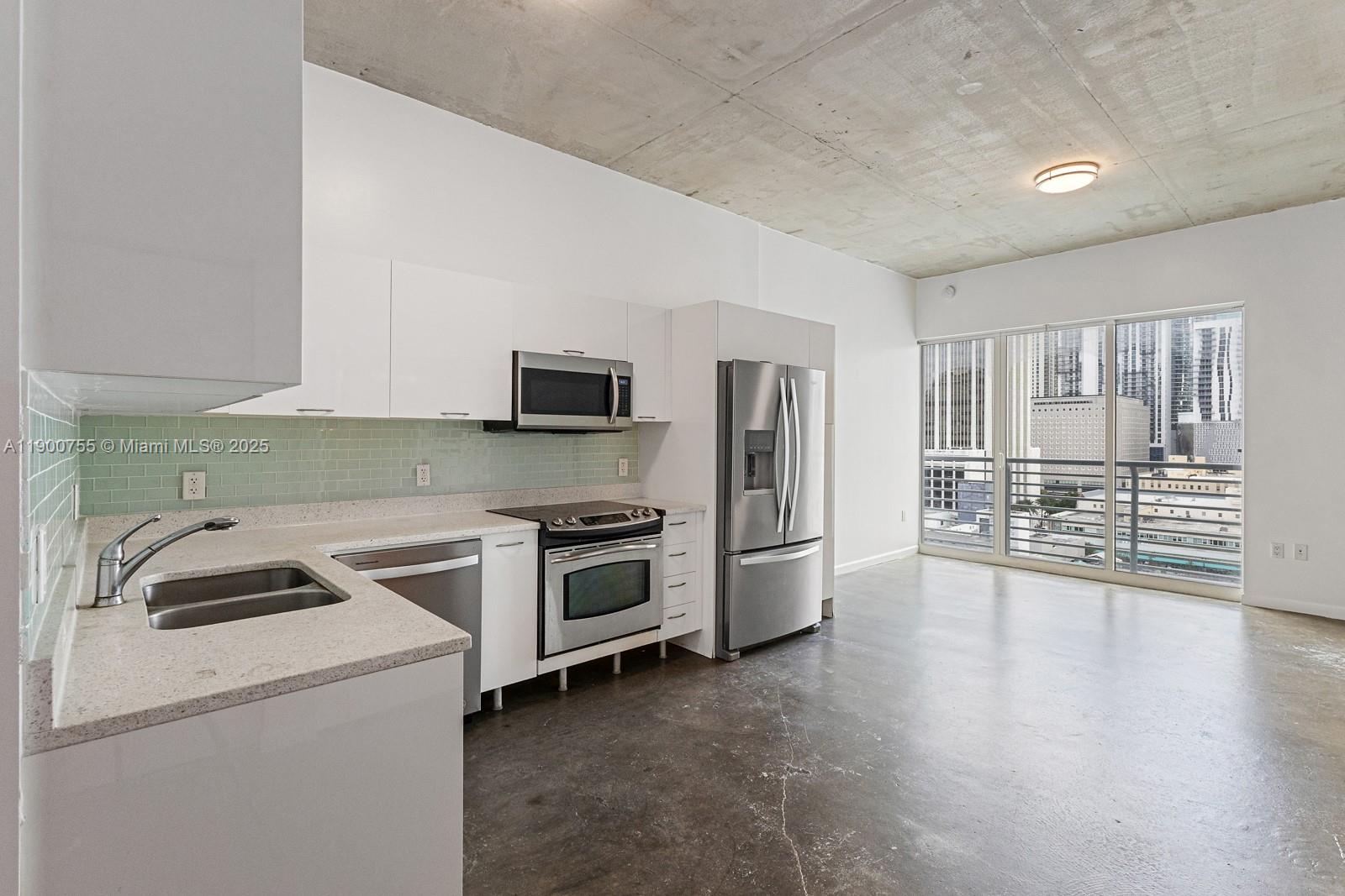 THE LOFT DOWNTOWN II COND - Residential