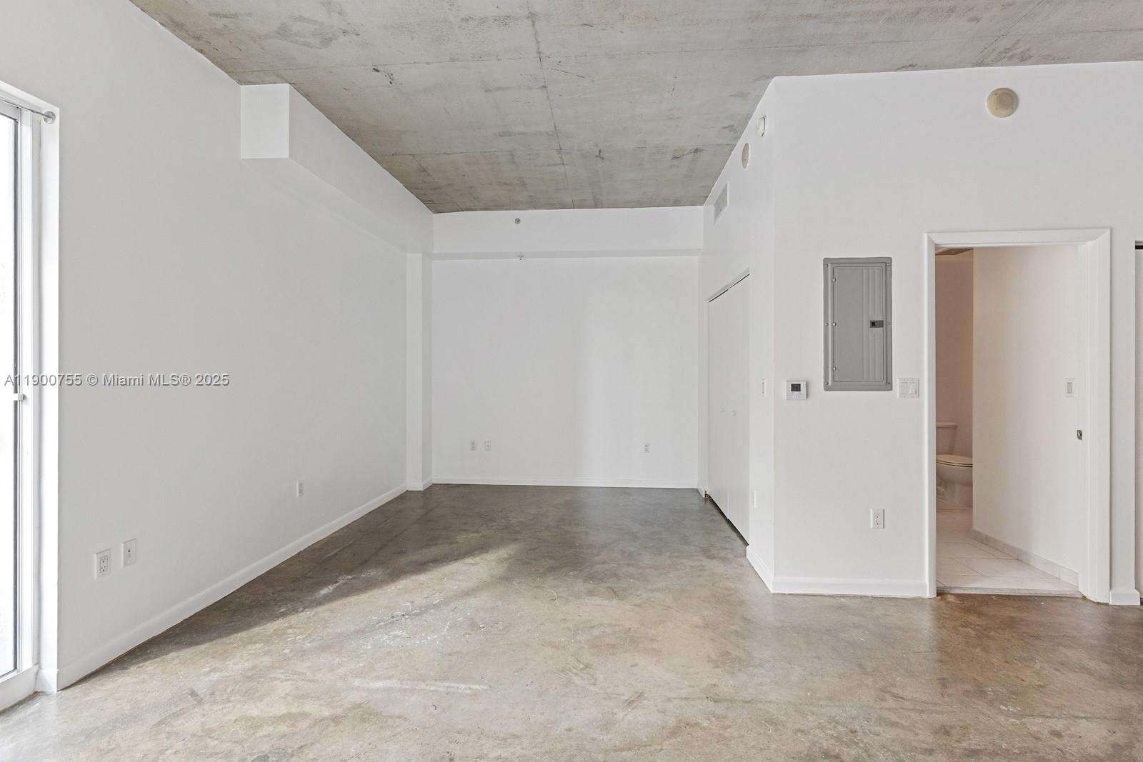 THE LOFT DOWNTOWN II COND - Residential