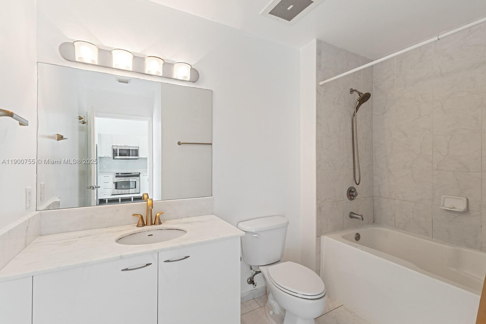 THE LOFT DOWNTOWN II COND - Residential