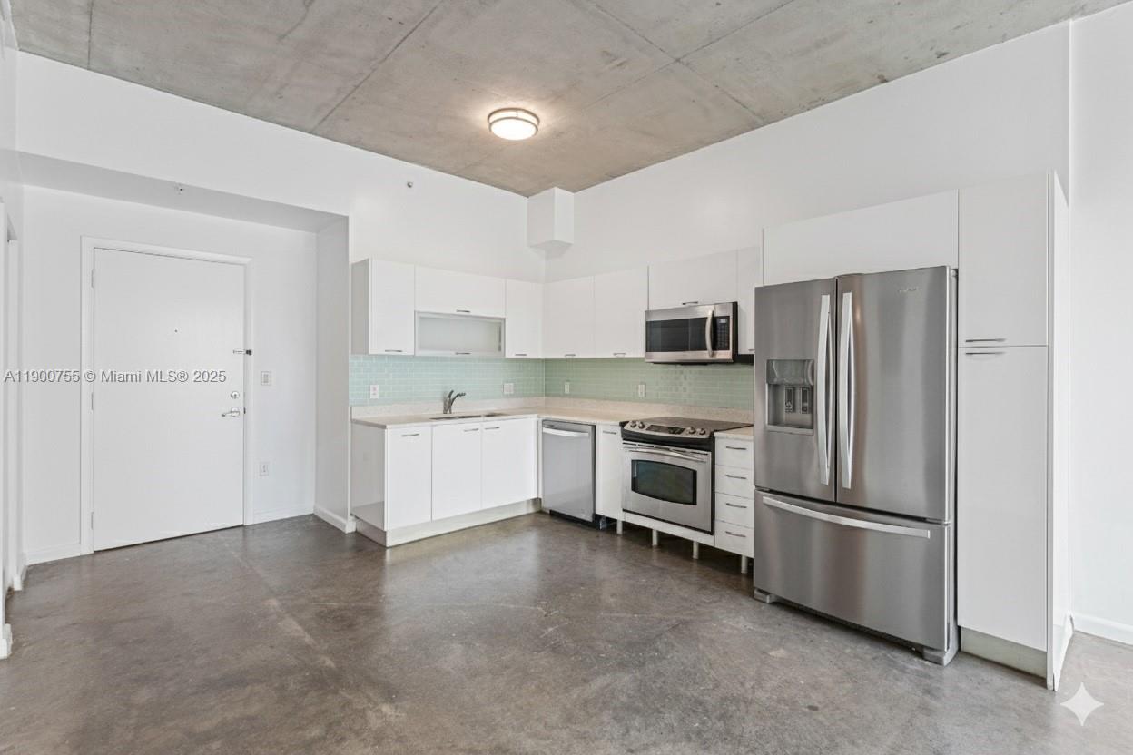 THE LOFT DOWNTOWN II COND - Residential