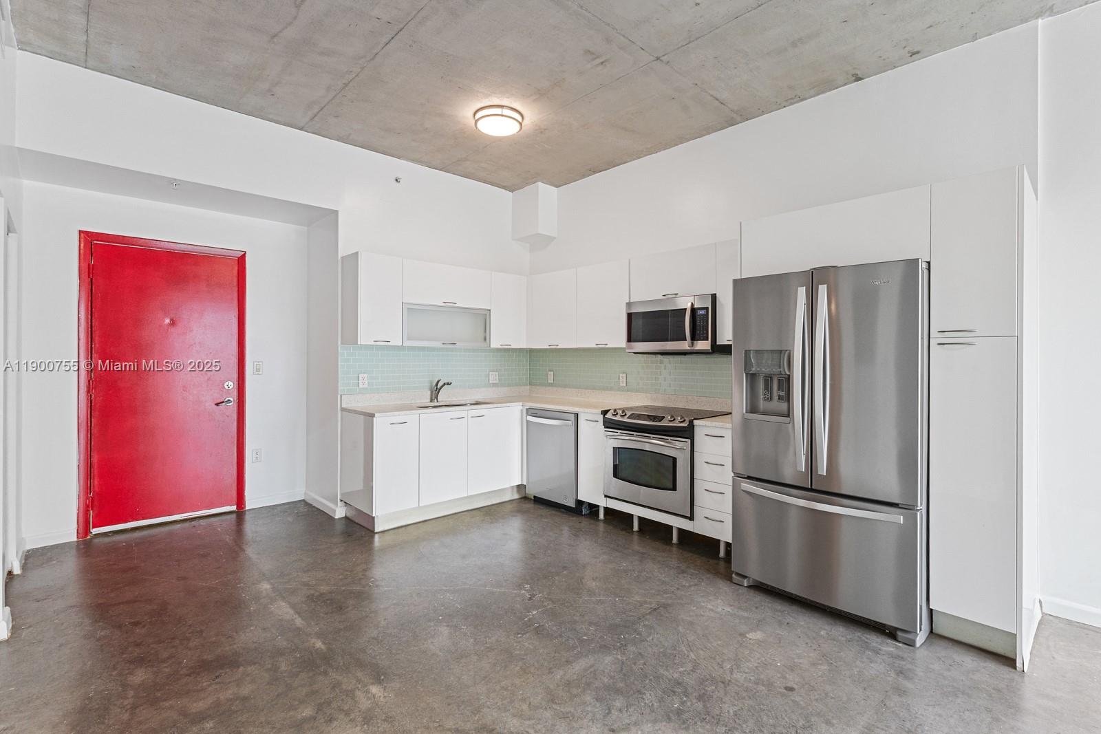 THE LOFT DOWNTOWN II COND - Residential