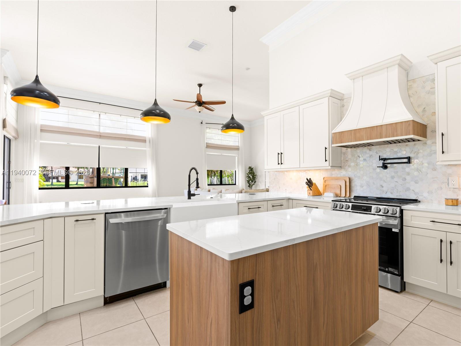 RIVERSTONE - Residential