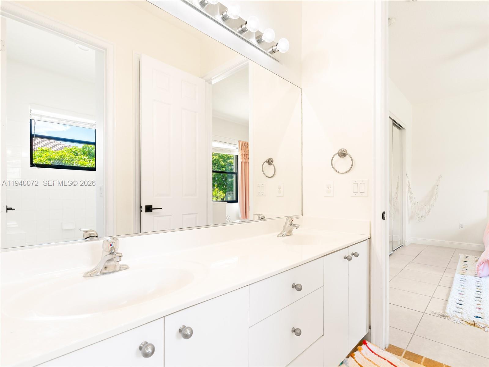 RIVERSTONE - Residential