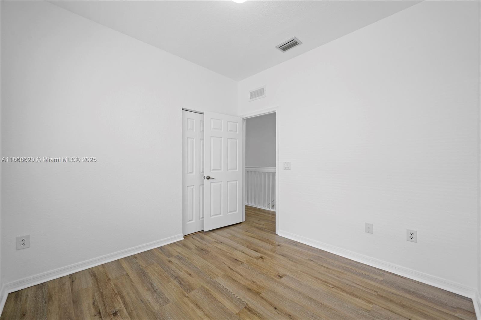 CAMBRIDGE PARK - Residential