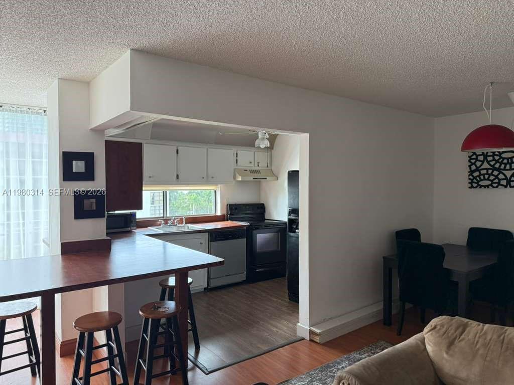 PLAZA OF AMERICAS CONDO P - Residential