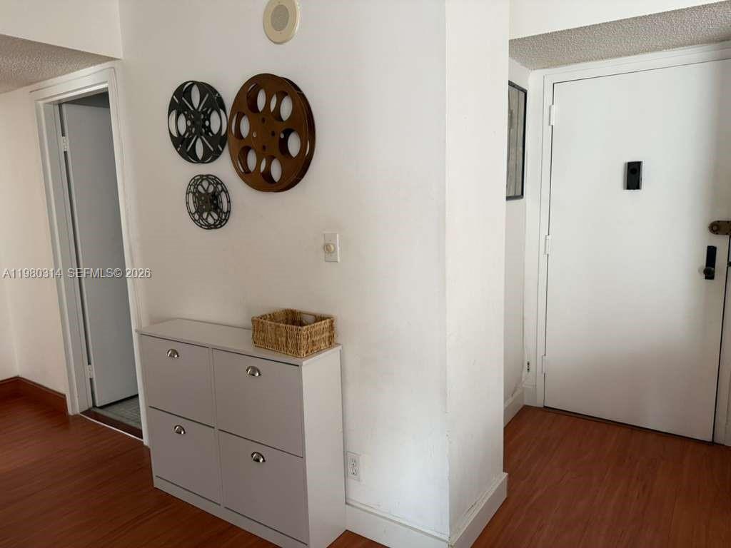 PLAZA OF AMERICAS CONDO P - Residential