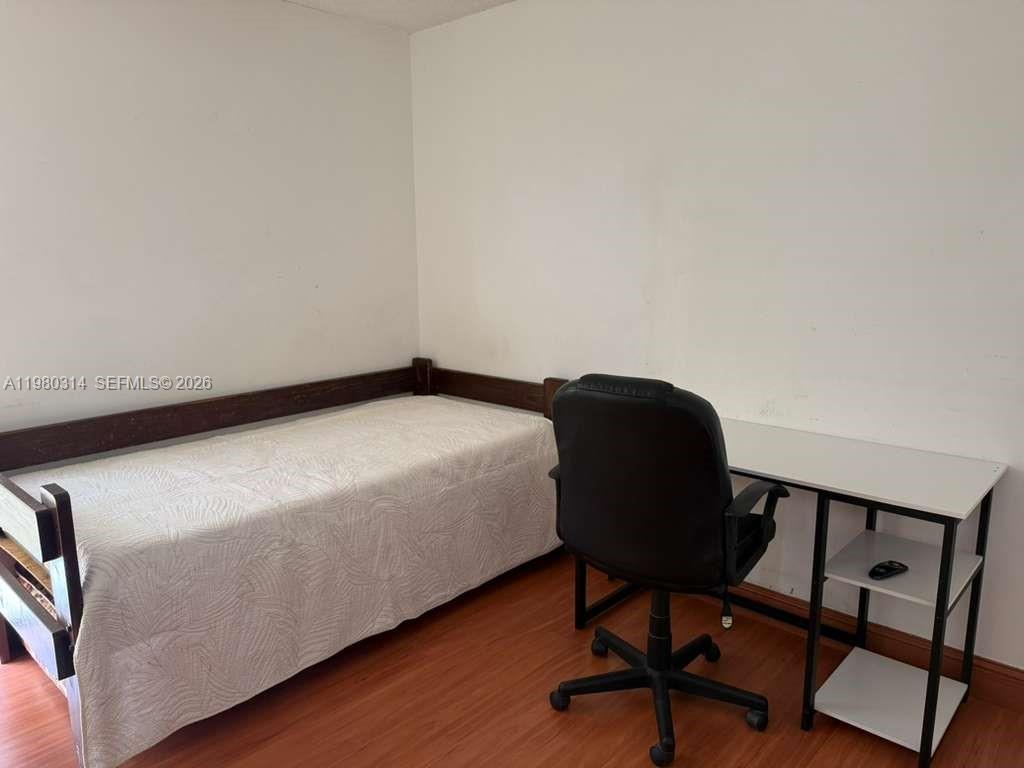 PLAZA OF AMERICAS CONDO P - Residential