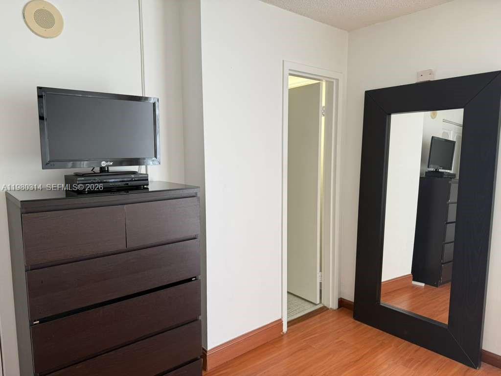 PLAZA OF AMERICAS CONDO P - Residential