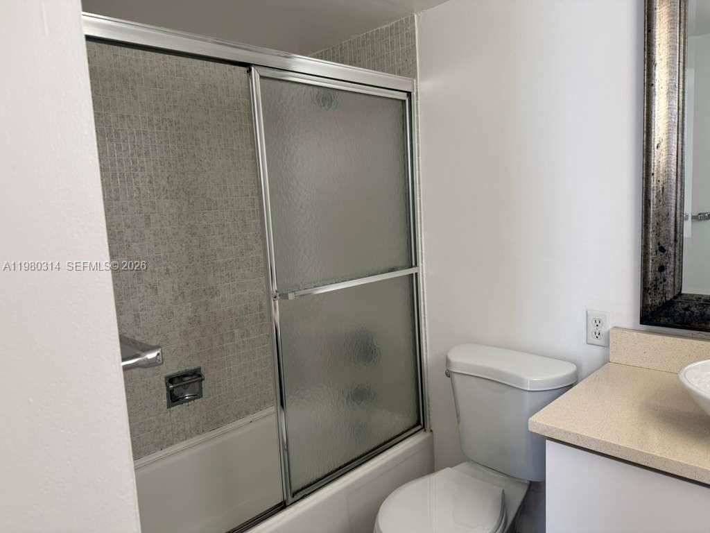 PLAZA OF AMERICAS CONDO P - Residential