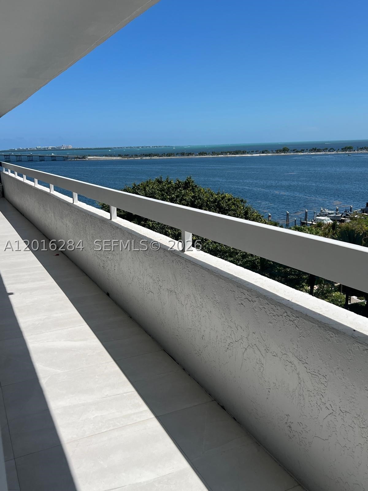 1627 Brickell Ave 1204