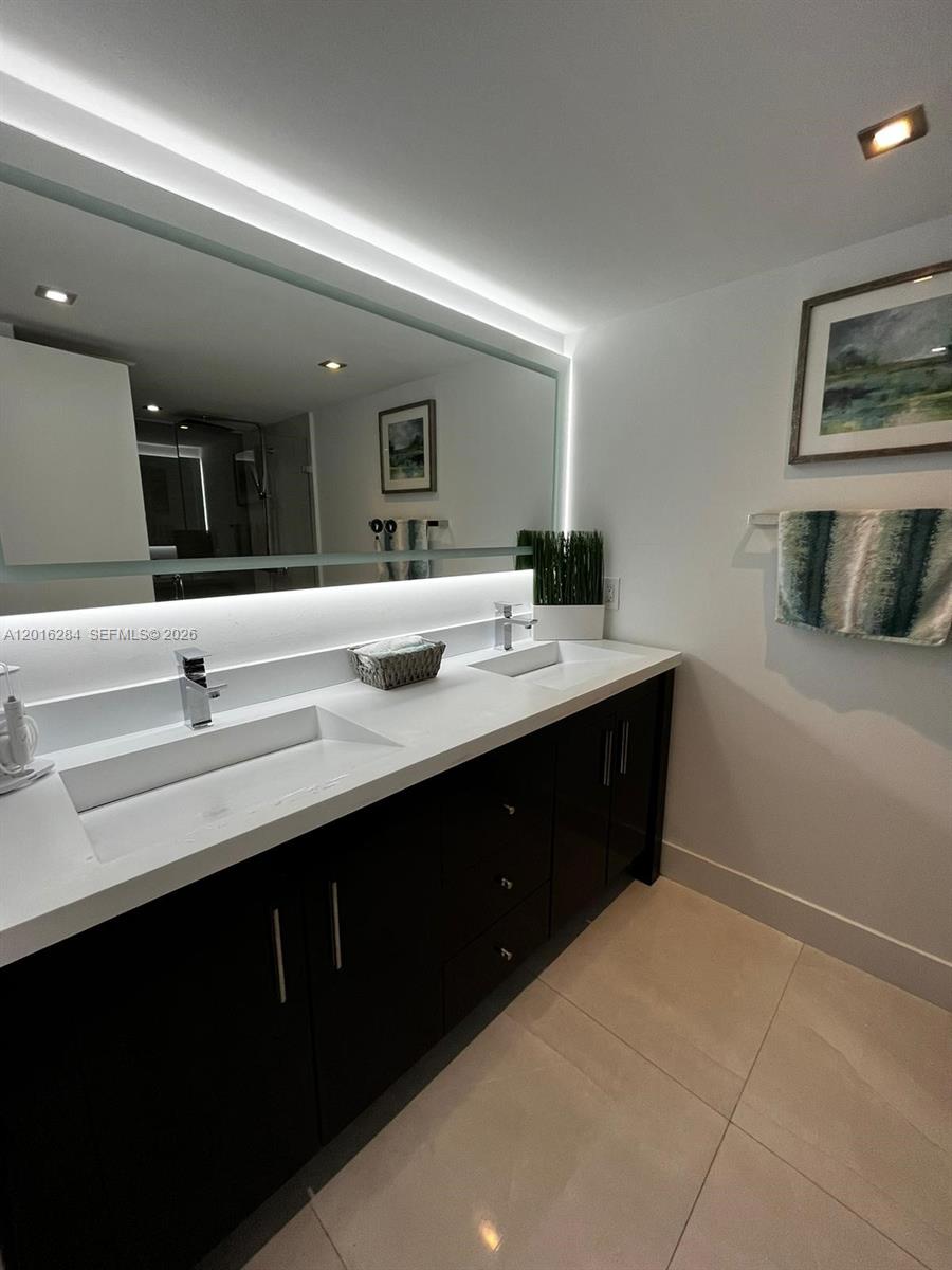 IMPERIAL AT BRICKELL COND - Residential Lease