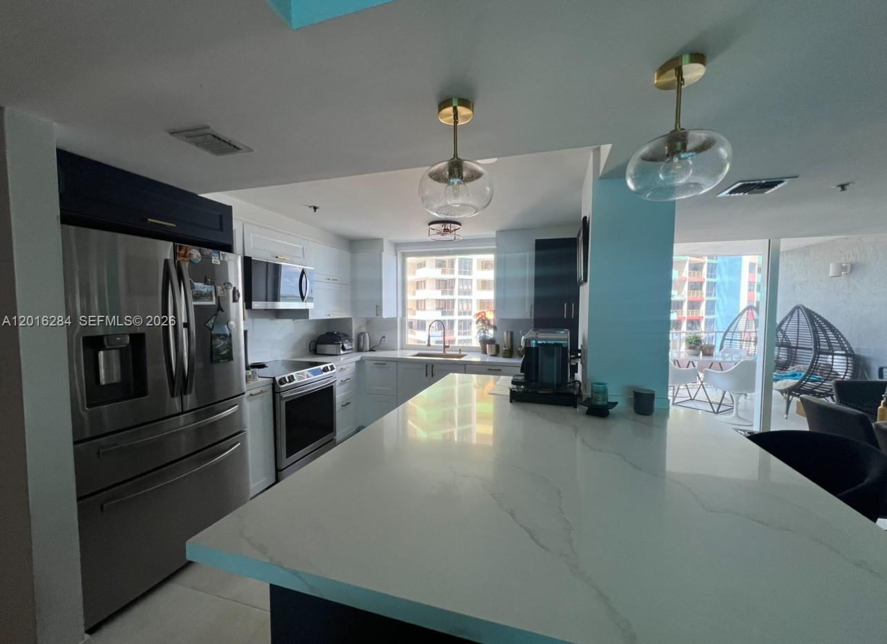 IMPERIAL AT BRICKELL COND - Residential Lease