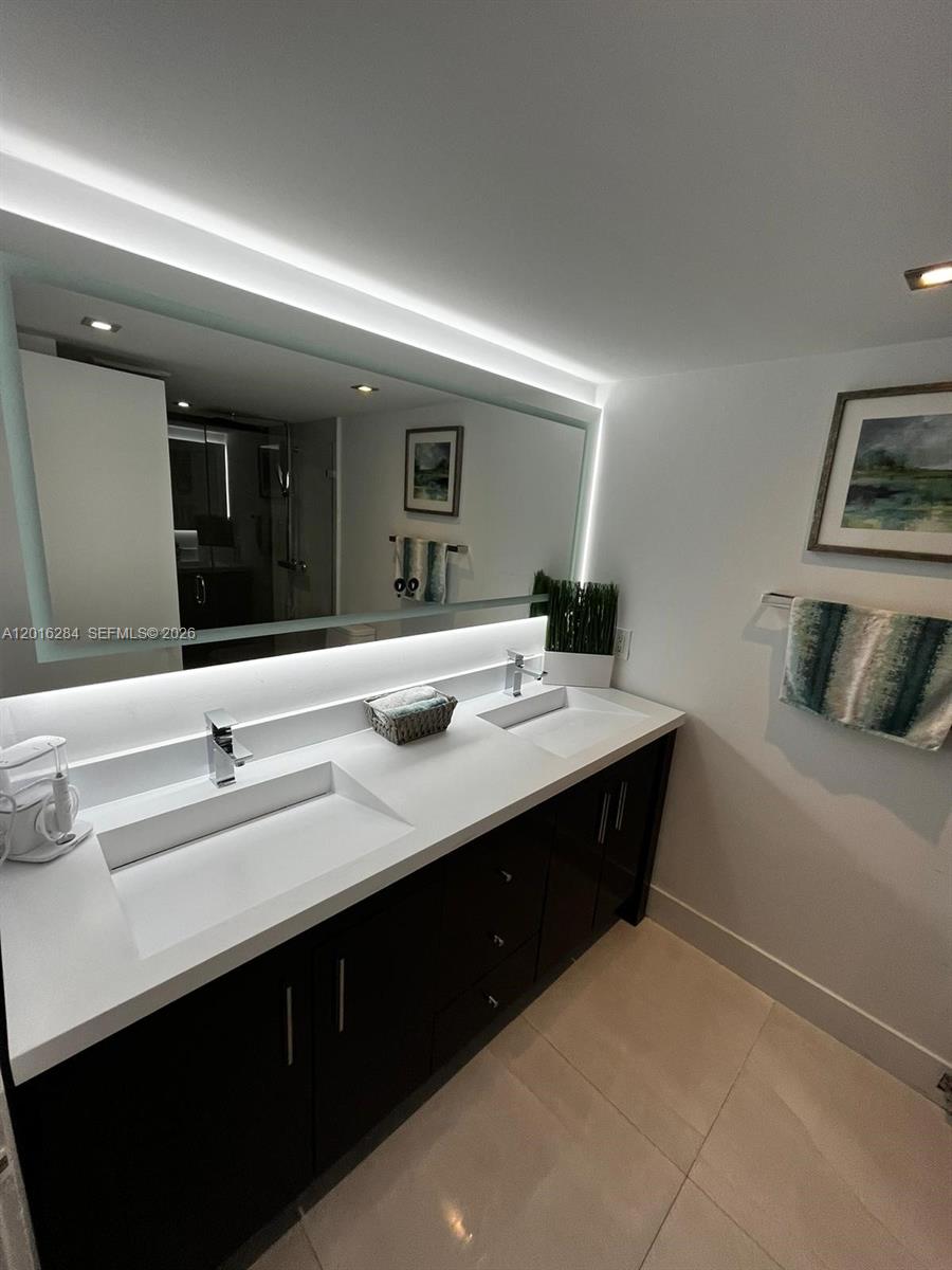IMPERIAL AT BRICKELL COND - Residential Lease