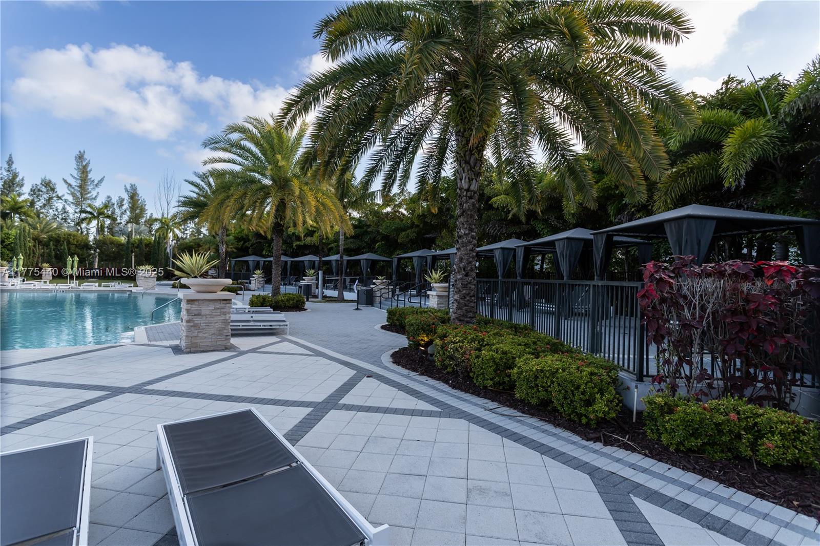 ISLES AT GRAND BAY - Residential