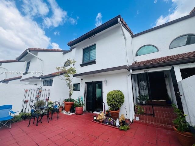 1271 Sw 124th Ct 2-D, Miami, Broward County, Florida - 3 Bedrooms  
3 Bathrooms - 