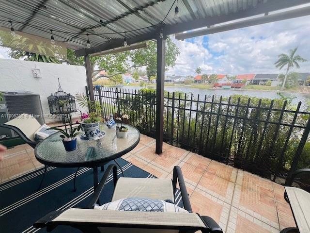 VILLA VENEZIA CONDO PH VI - Residential