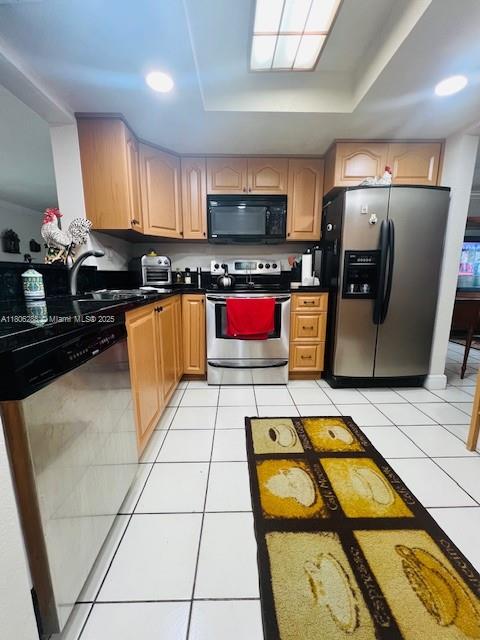 VILLA VENEZIA CONDO PH VI - Residential