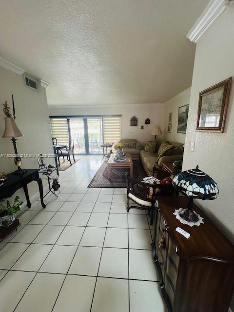 VILLA VENEZIA CONDO PH VI - Residential