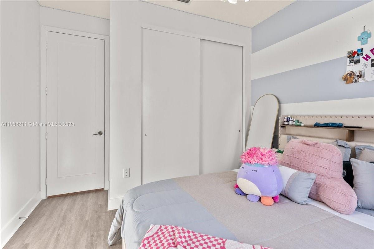 LANDMARK AT DORAL CENTRAL - Residential