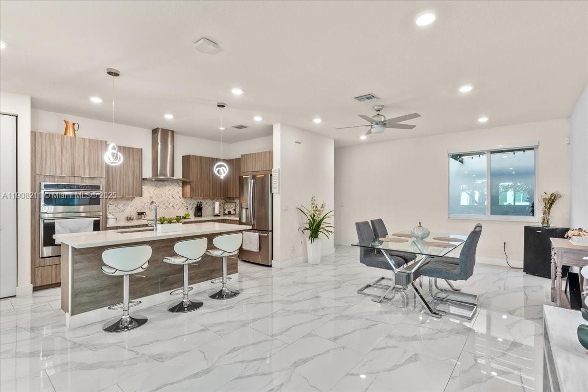 LANDMARK AT DORAL CENTRAL - Residential