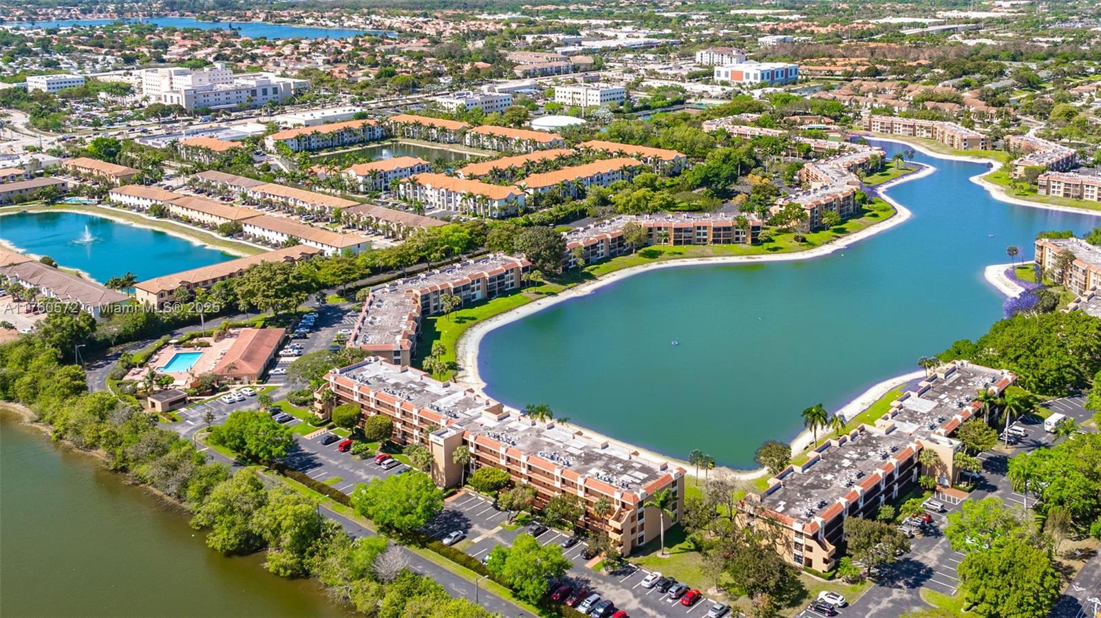 CORAL GATE VII CONDO - Residential