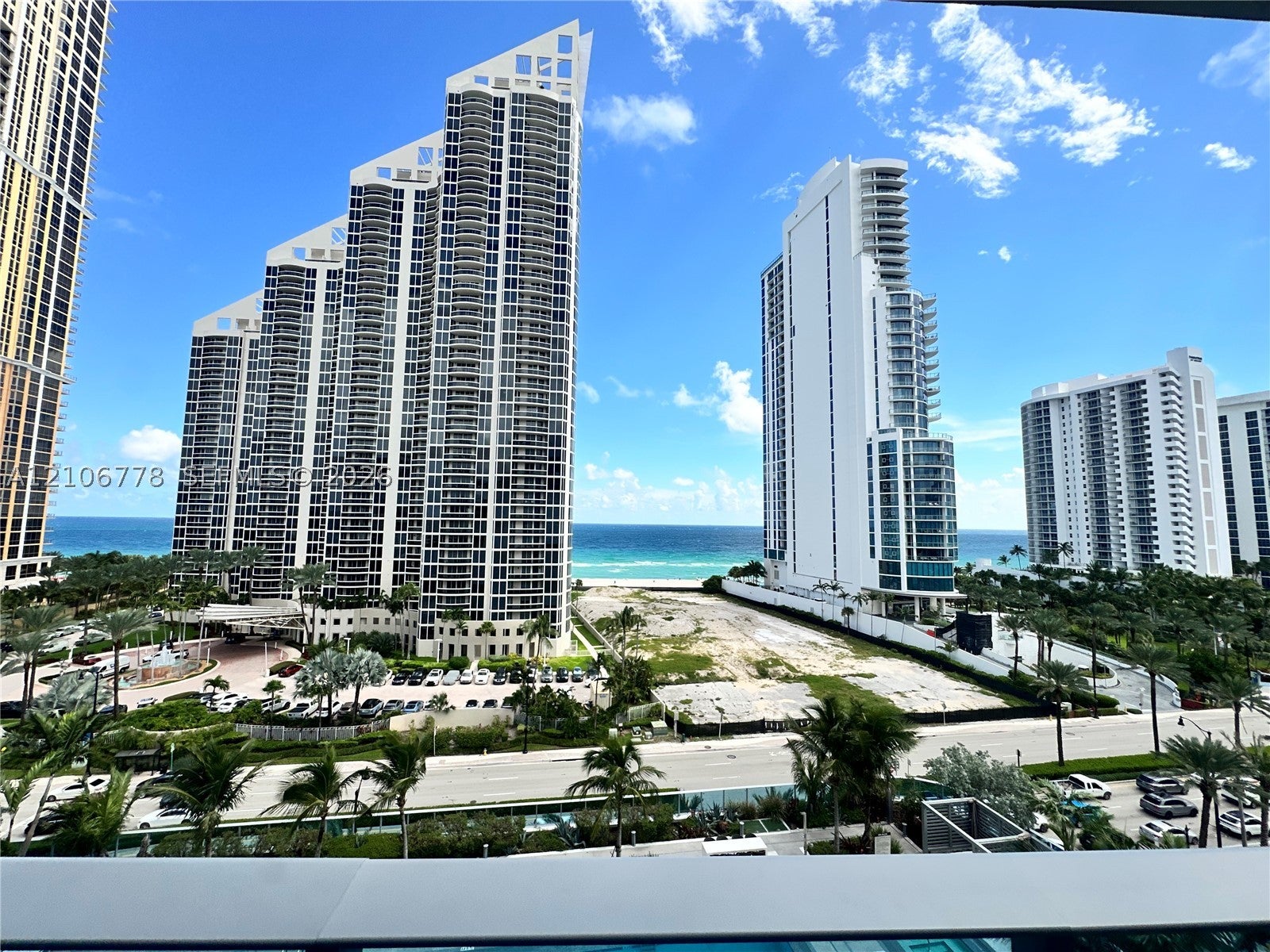 17550 Collins Ave 803