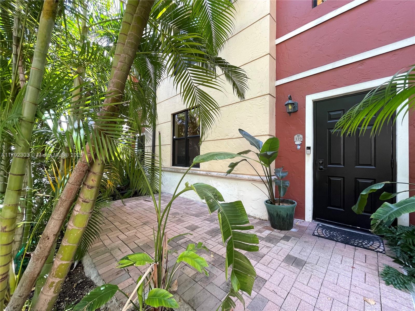 888 S Douglas Rd 119, Coral Gables, Broward County, Florida - 2 Bedrooms  
3 Bathrooms - 
