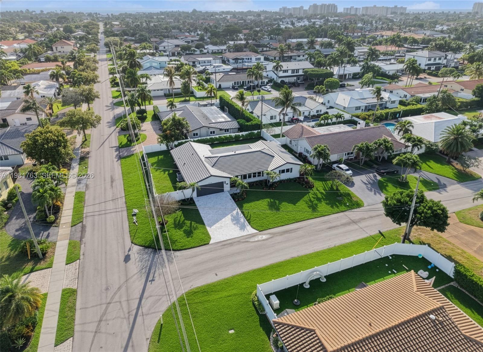 VENETIAN ISLES 3RD SEC - Residential