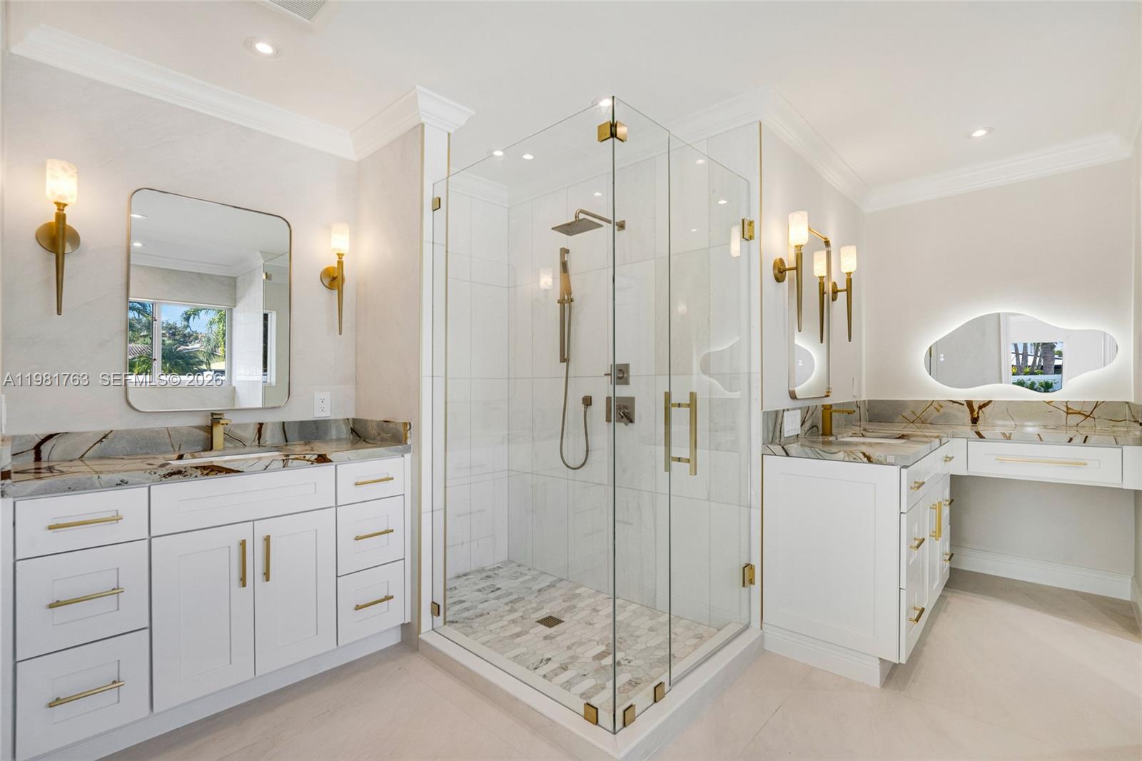 VENETIAN ISLES 3RD SEC - Residential