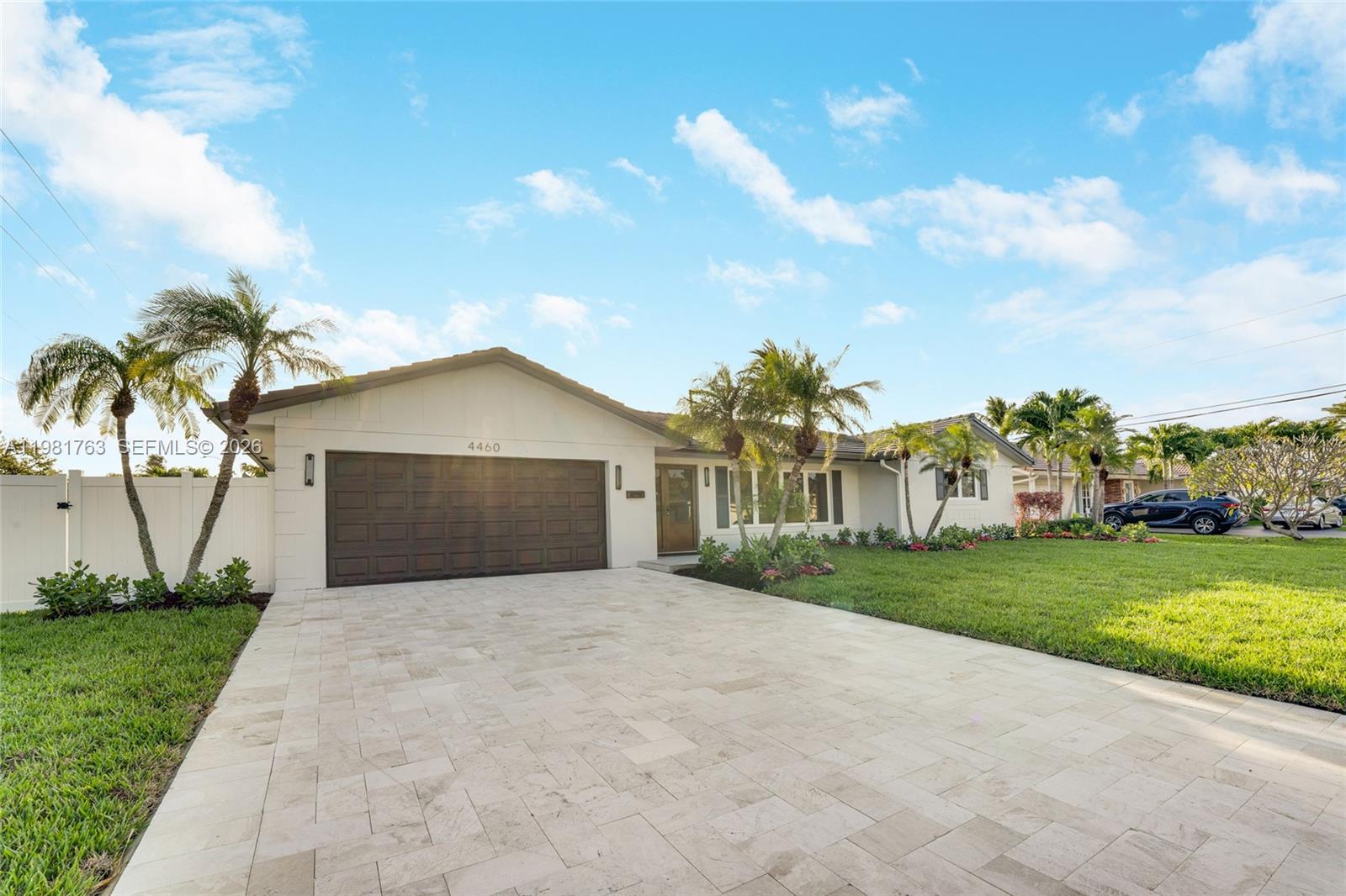 VENETIAN ISLES 3RD SEC - Residential