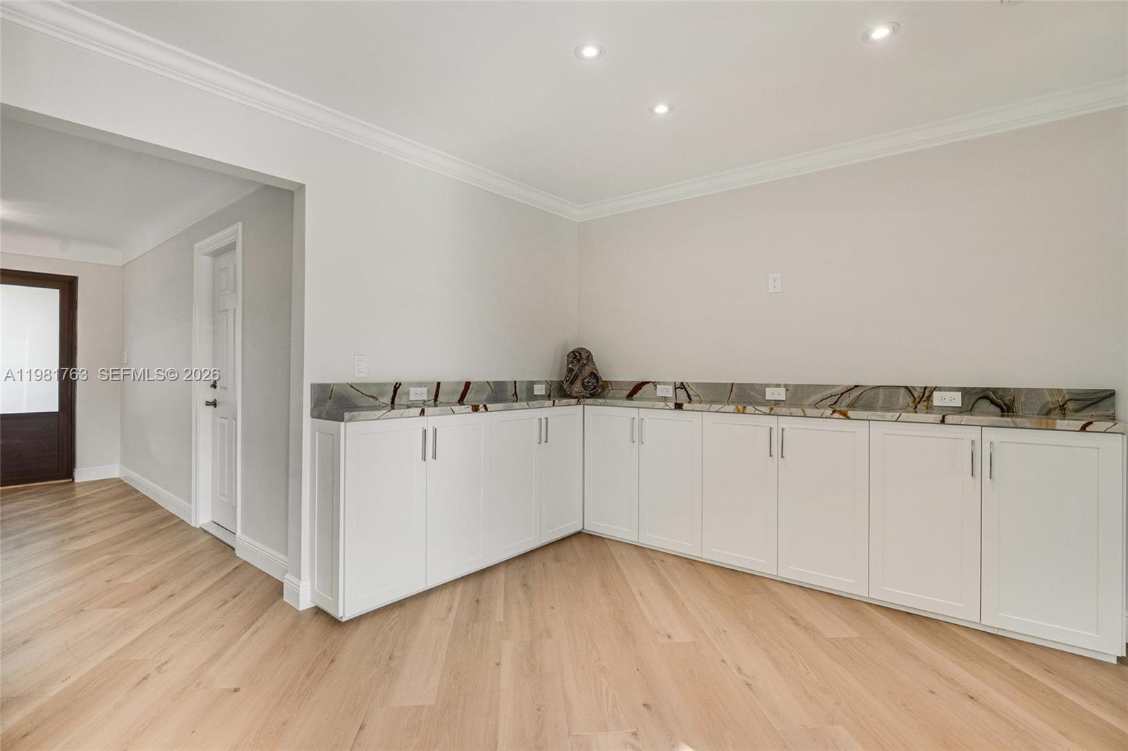 VENETIAN ISLES 3RD SEC - Residential