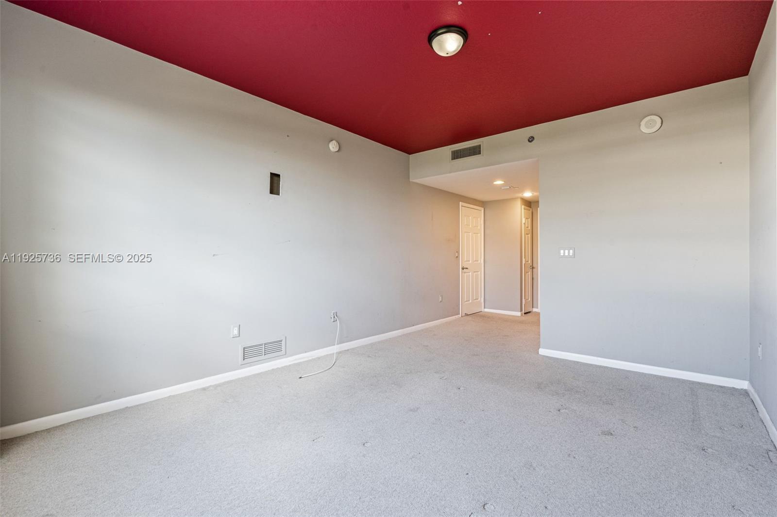 PORT CONDO - Residential