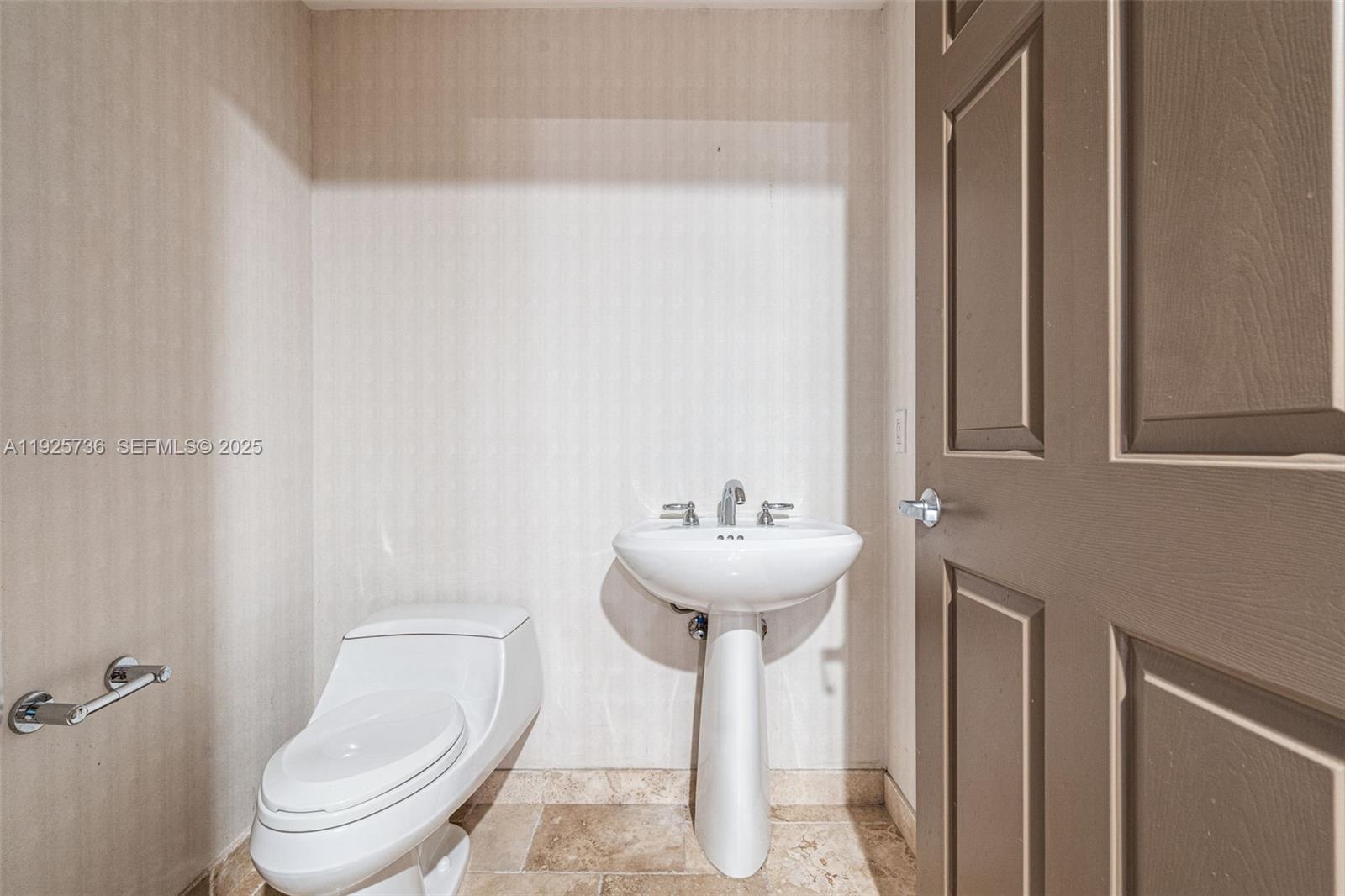 PORT CONDO - Residential