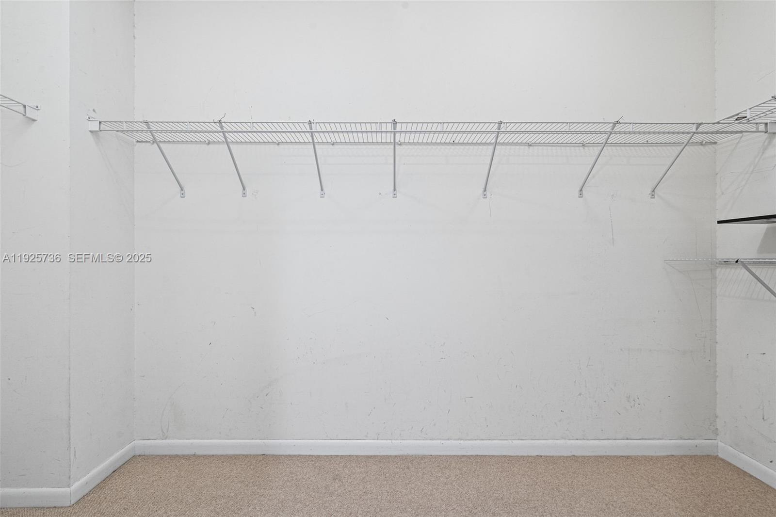 PORT CONDO - Residential