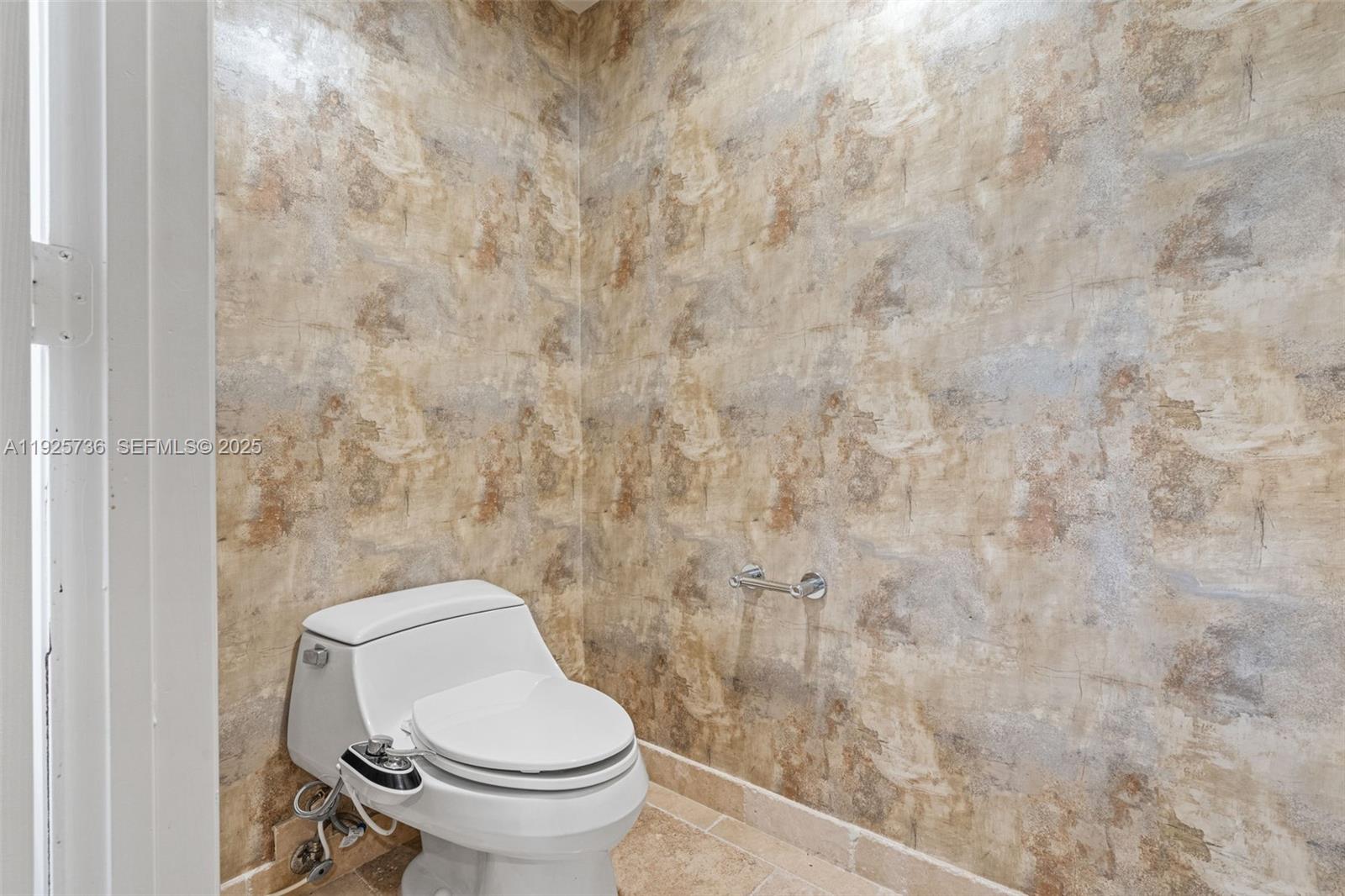 PORT CONDO - Residential