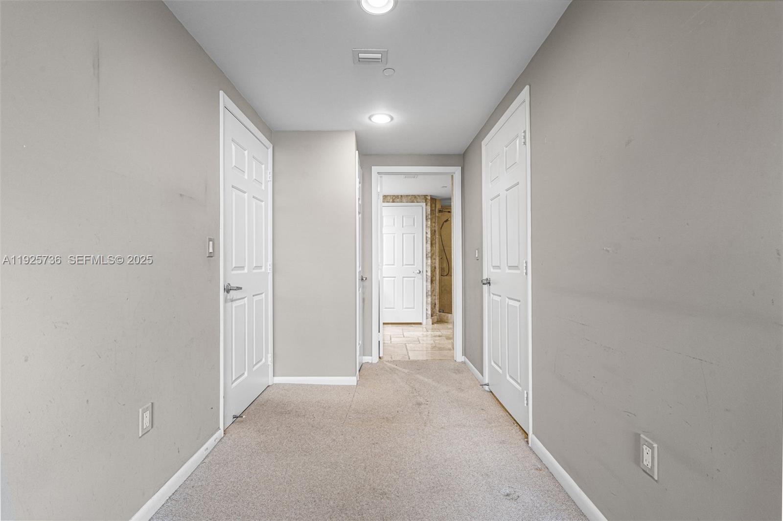 PORT CONDO - Residential