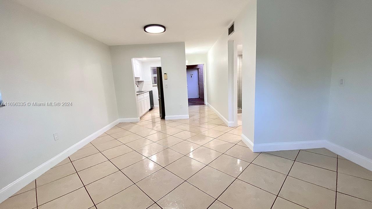 BOCA TOWNE CENTRE CONDO - Residential Lease